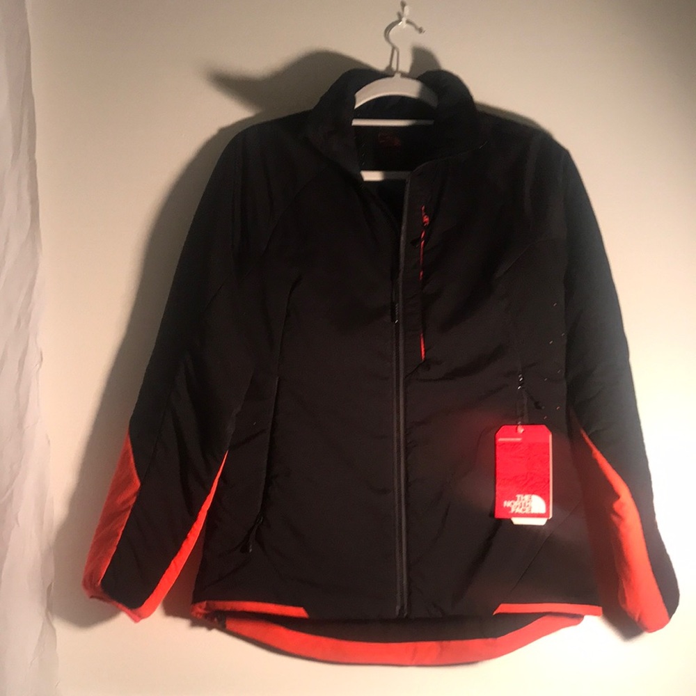 ladies North Face Ventrix Jacket NWT size S/P. Slim fit.